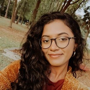 Meet your Posher, Rebecca